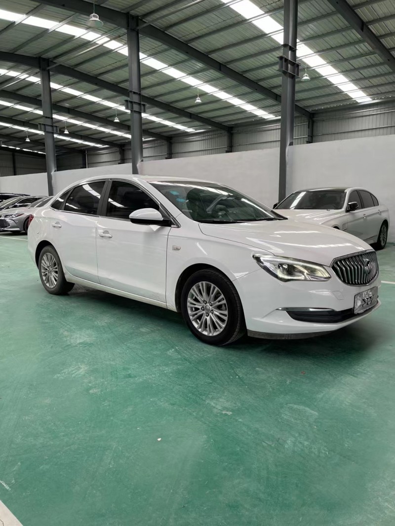 徐州17年别克英朗2