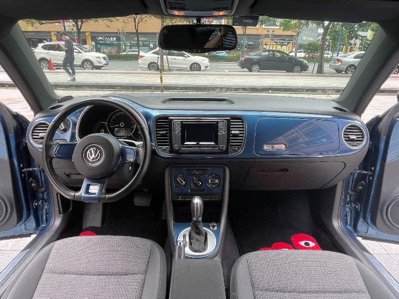 佛山17年大众甲壳虫2