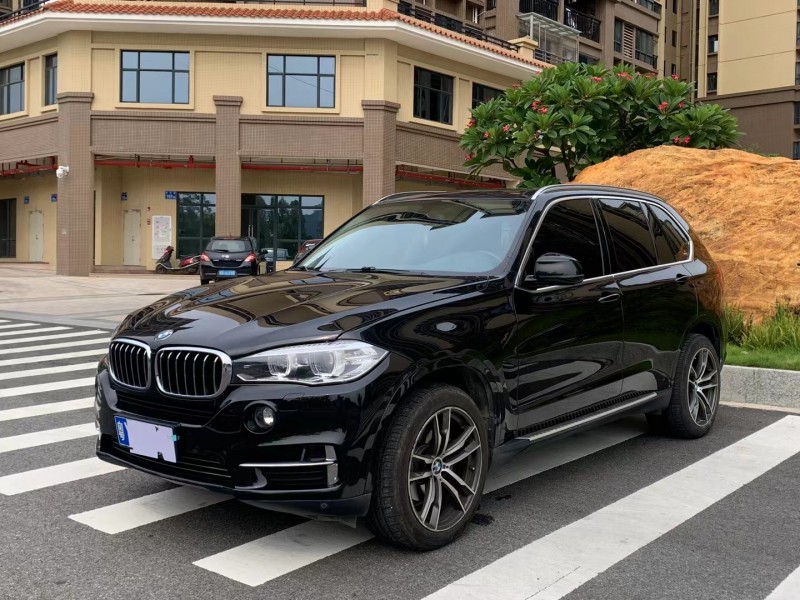广州18年宝马X59