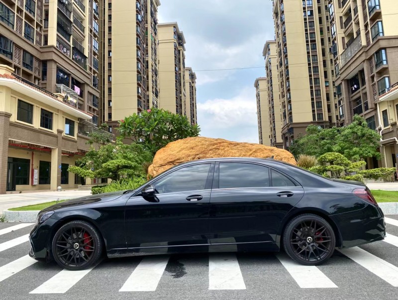 广州19年奔驰S4
