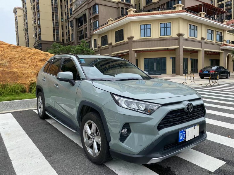 广州20年丰田RAV4荣放2