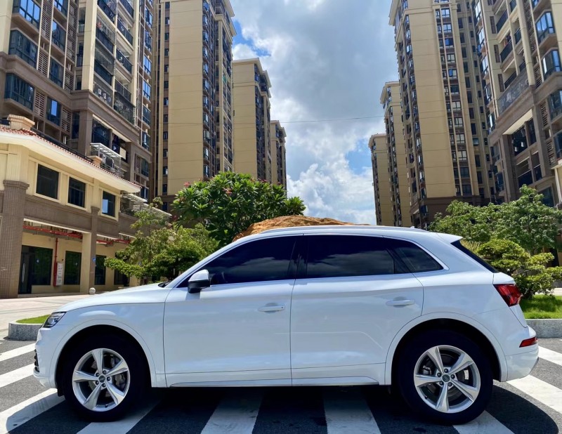 广州20年奥迪Q54