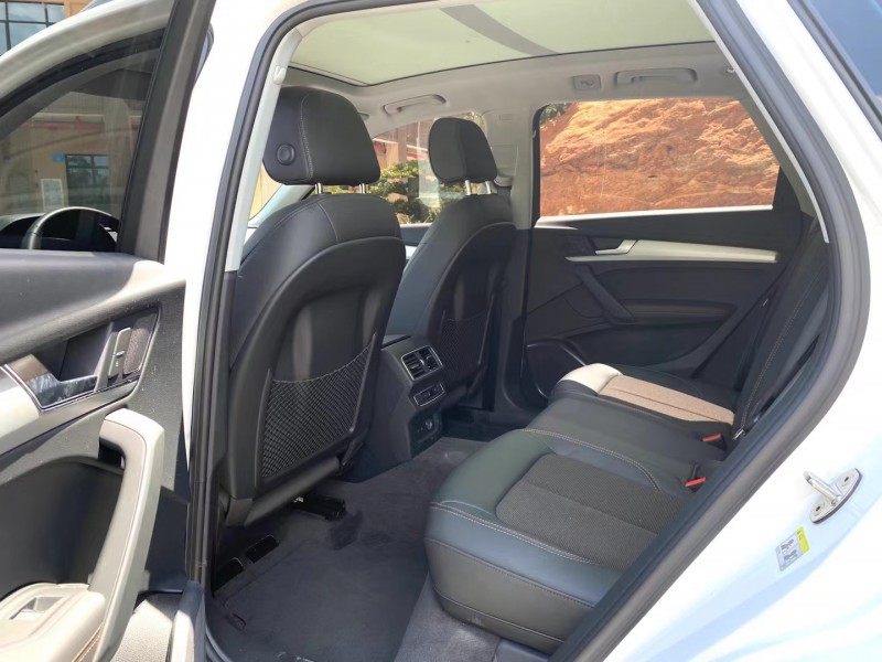 广州20年奥迪Q58