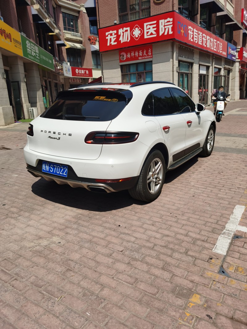 合肥15年保时捷Macan2
