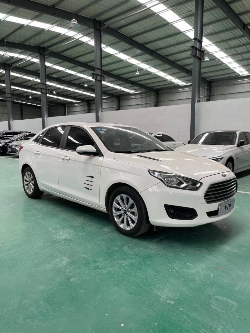 徐州18年福特福睿斯1