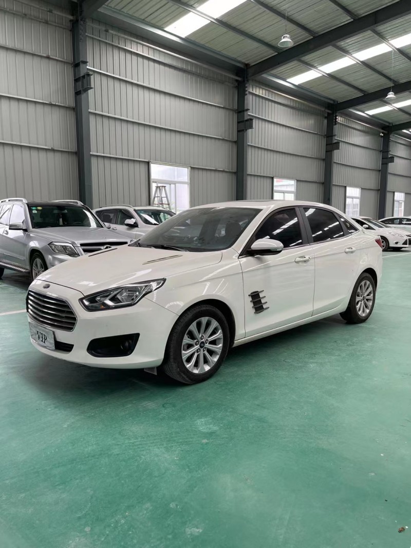 徐州18年福特福睿斯3