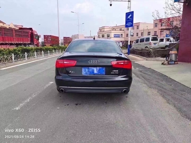 青岛13年奥迪A6L3