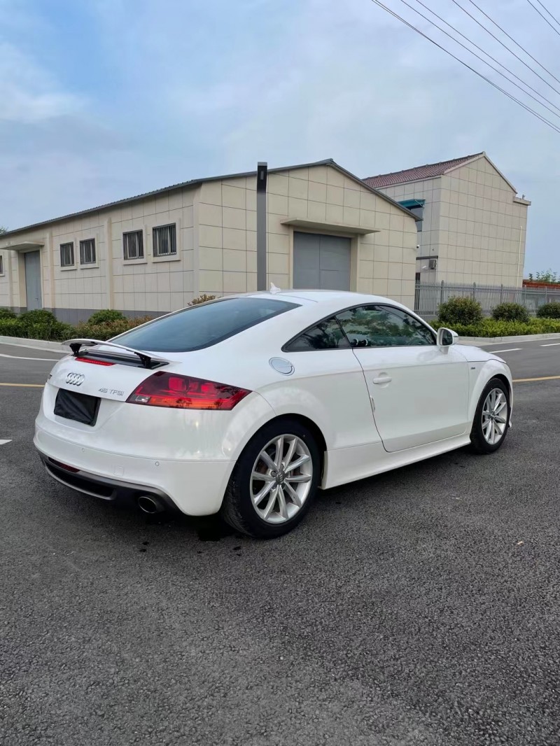 徐州14年奥迪TT8
