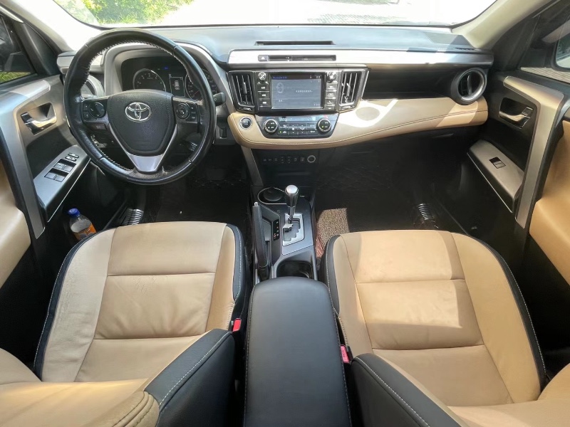 郑州17年丰田RAV4荣放3