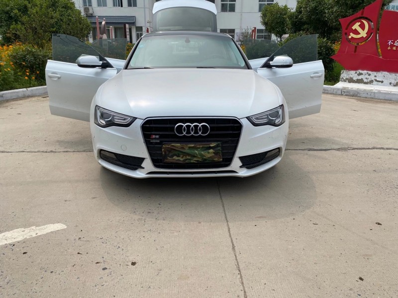 徐州16年奥迪A52