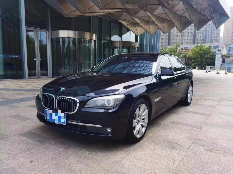 武汉12年宝马7系3