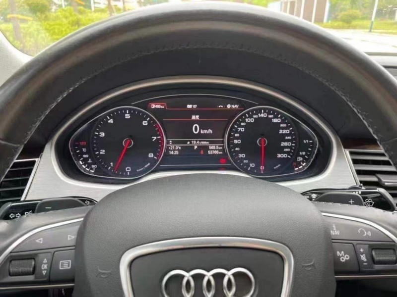 潍坊17年奥迪A8L4