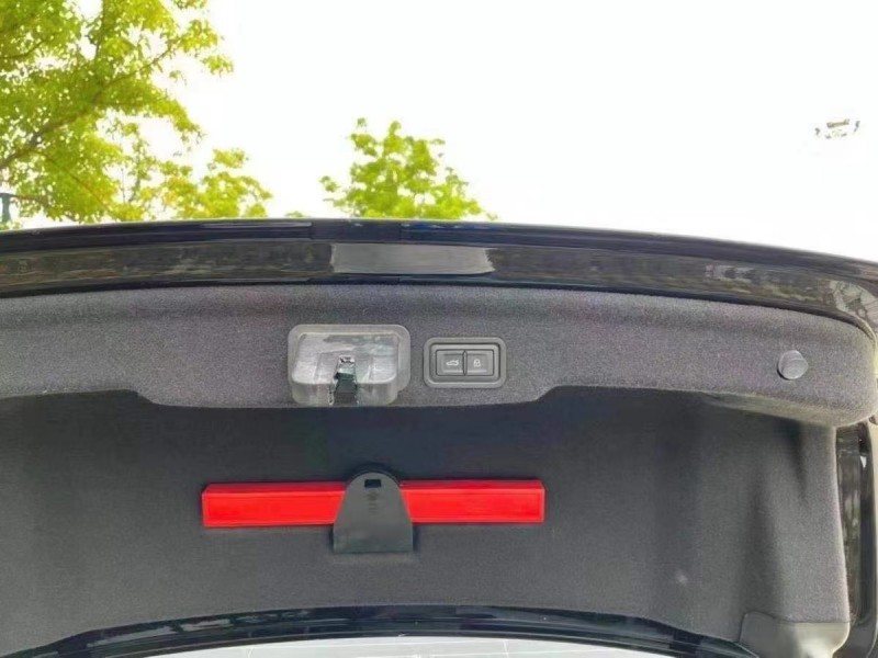 潍坊17年奥迪A8L5