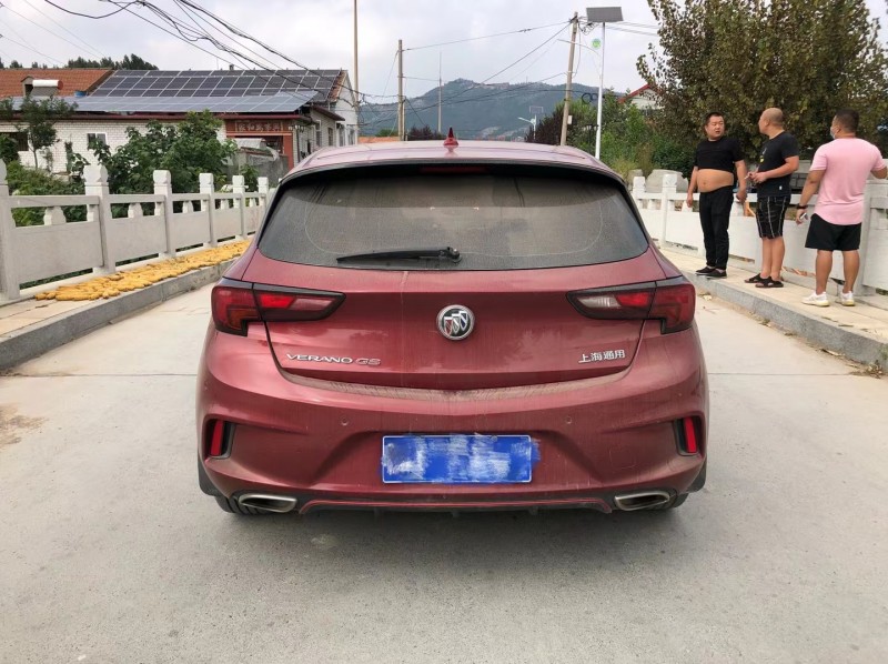 潍坊16年别克威朗4