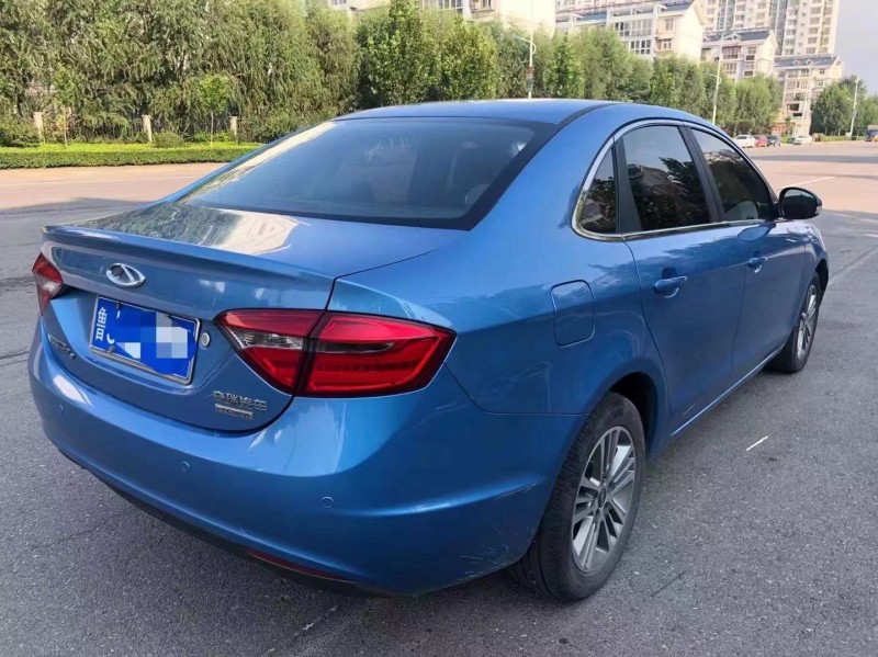 保定16年奇瑞艾瑞泽7e4