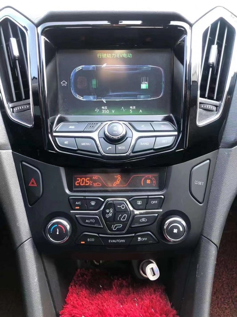 保定16年奇瑞艾瑞泽7e5