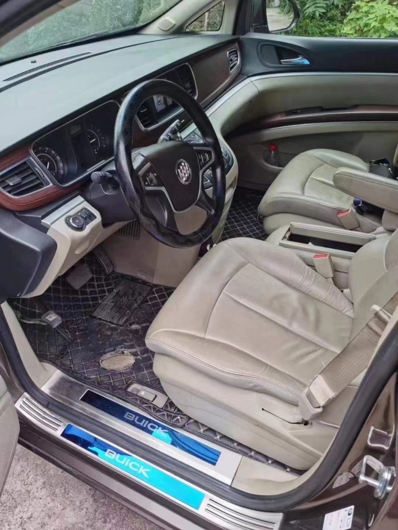 济宁18年别克GL85