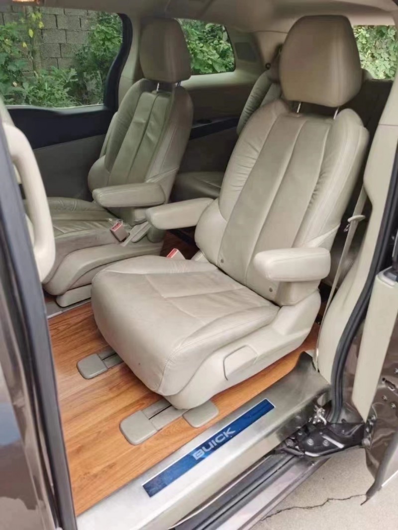 济宁18年别克GL86