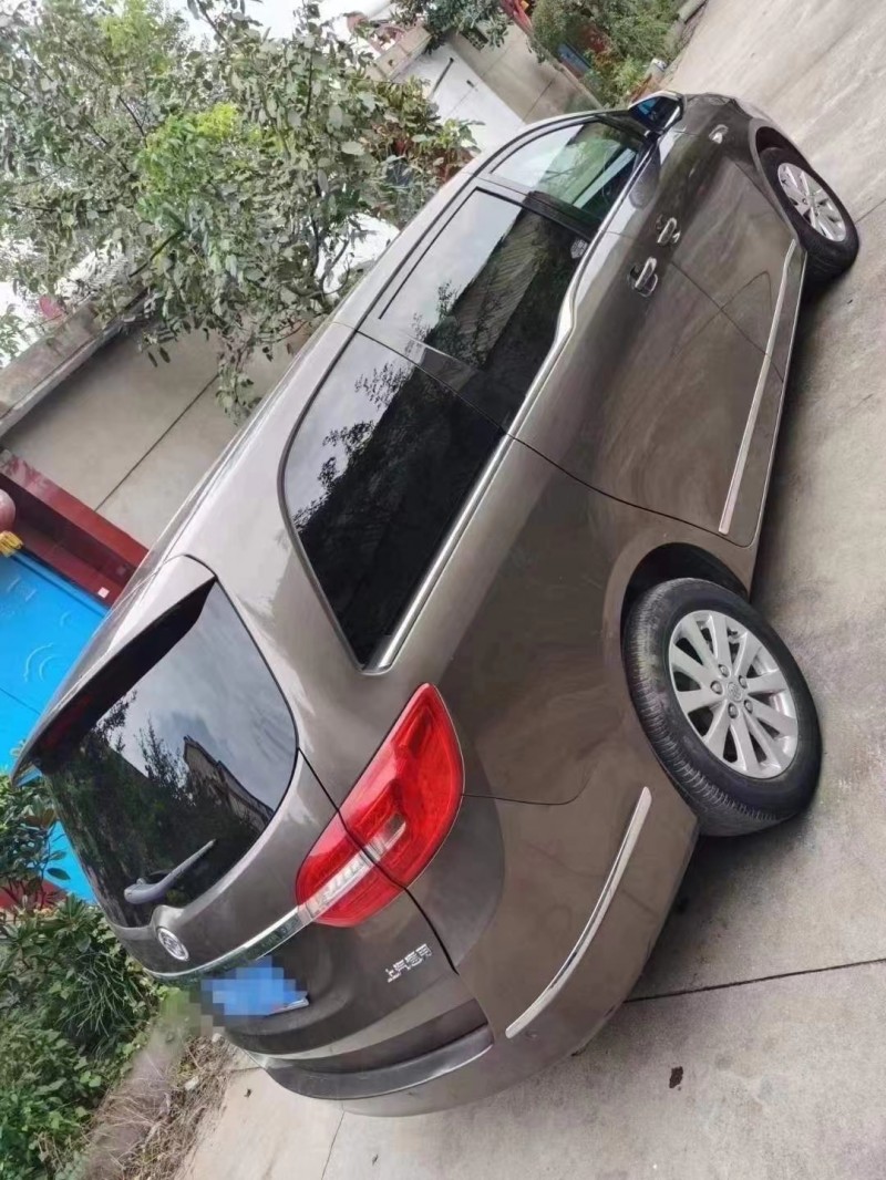 济宁18年别克GL87