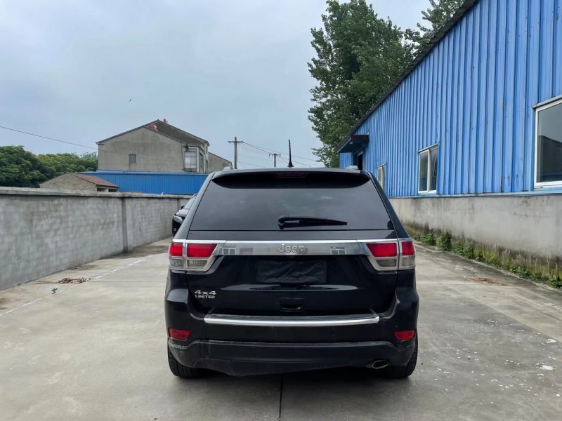 荊門11年Jeep大切諾基9