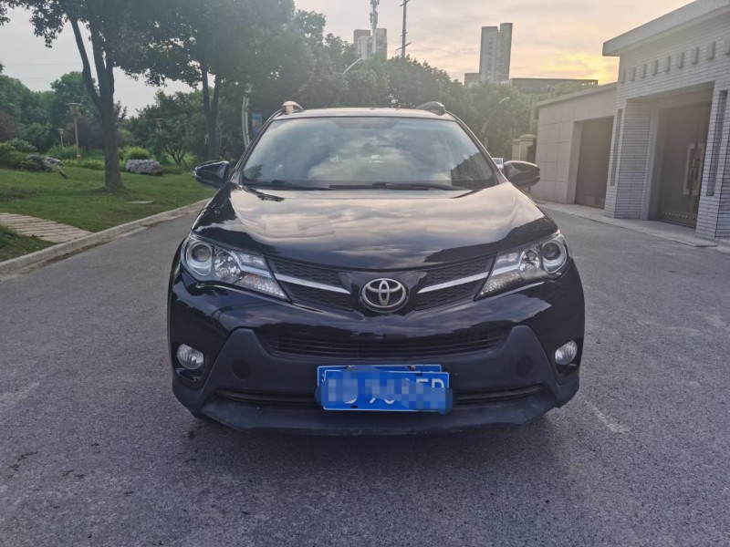 常州14年豐田RAV4榮放1