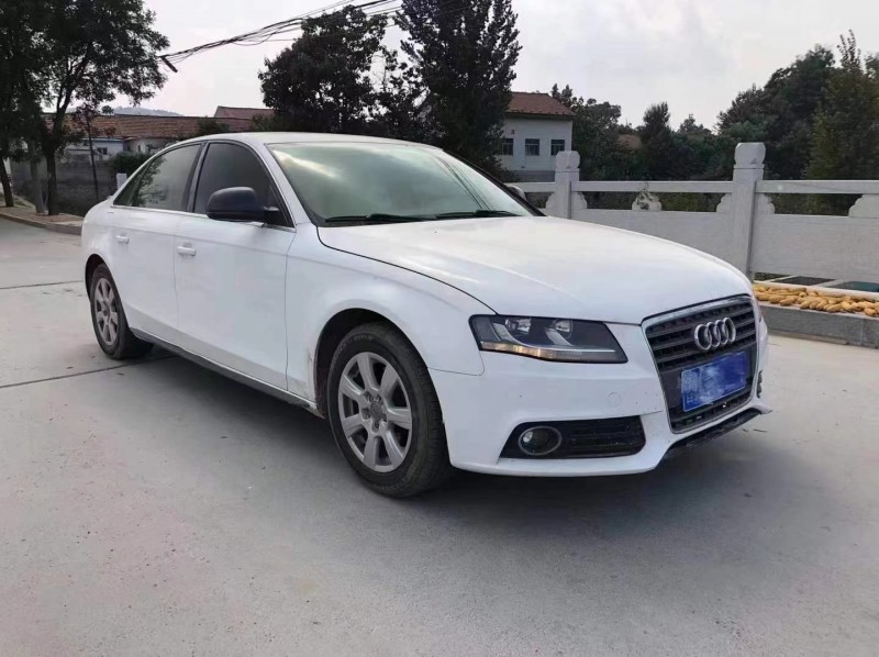 青岛11年奥迪A4L3