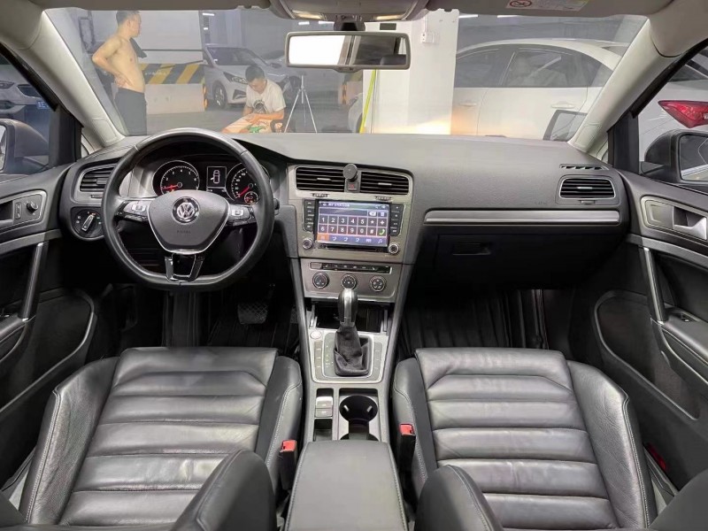 成都16年大众高尔夫9