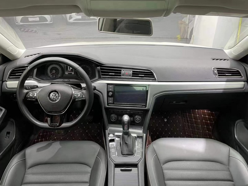 成都20年大众凌渡9