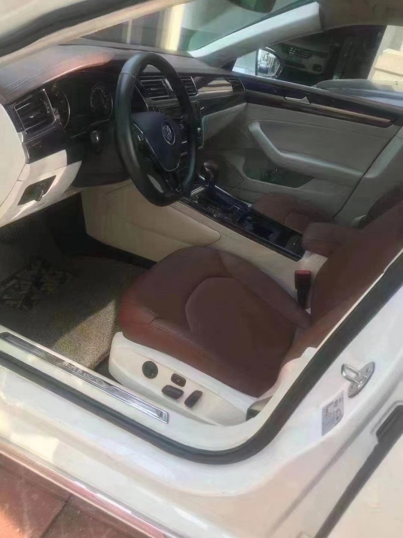 廈門21年大眾輝昂8