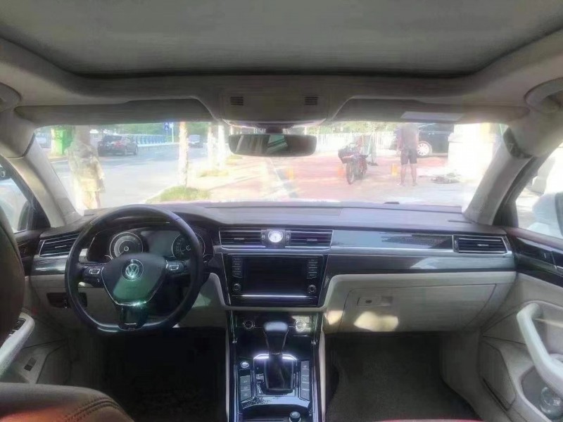 廈門21年大眾輝昂9