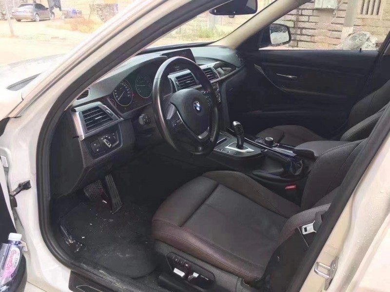 廈門18年寶馬3系6