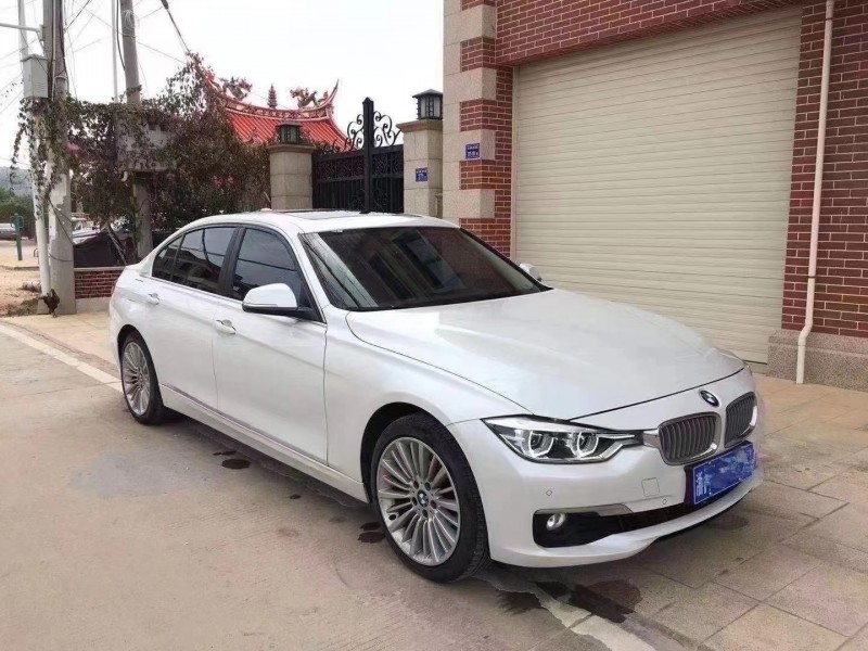 廈門18年寶馬3系7