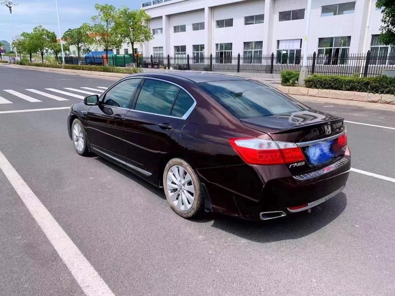 厦门15年本田雅阁6