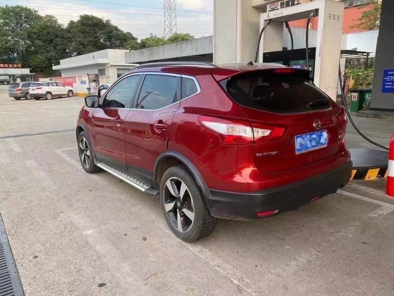 廈門19年日產逍客3