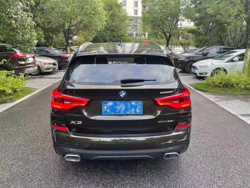 廈門19年寶馬X32