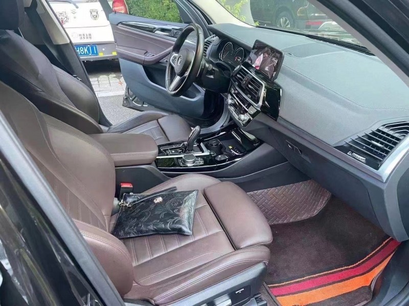 廈門19年寶馬X36