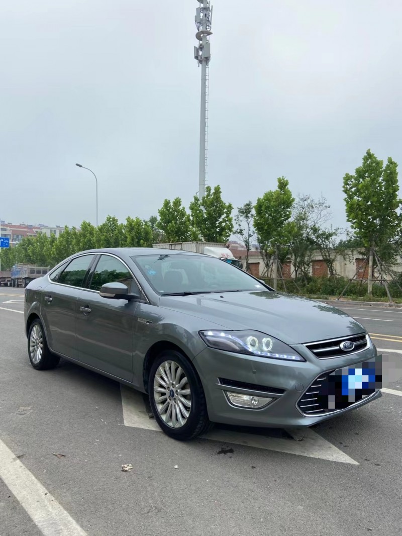 青岛12年福特蒙迪欧-致胜6