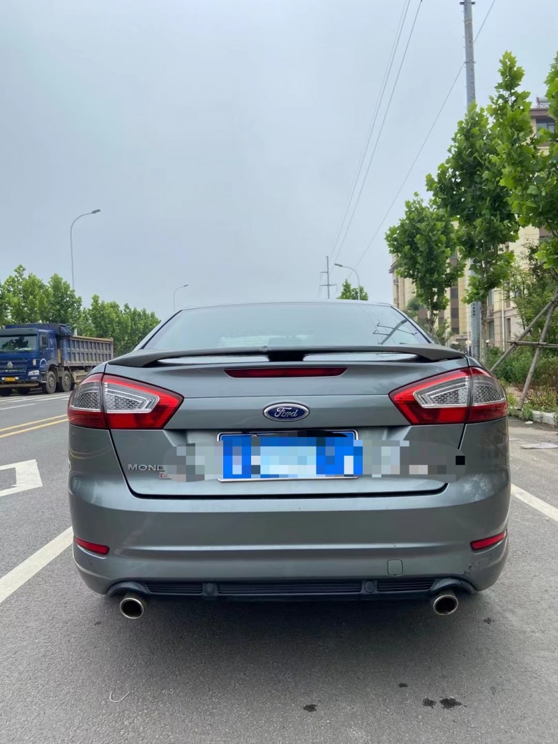 青岛12年福特蒙迪欧-致胜9