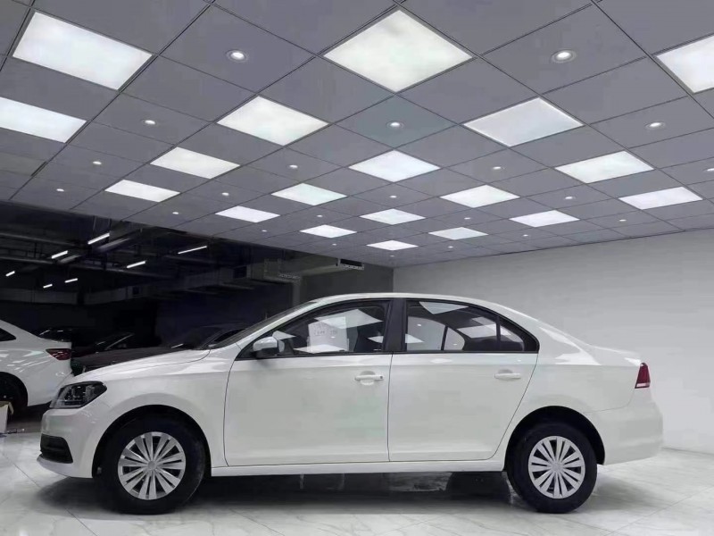 成都21年大众桑塔纳3