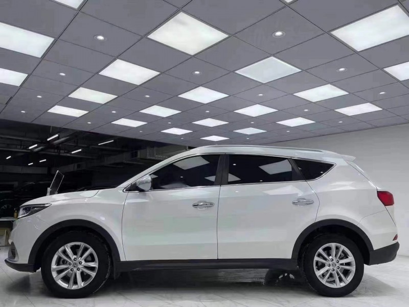 成都19年东风风光3