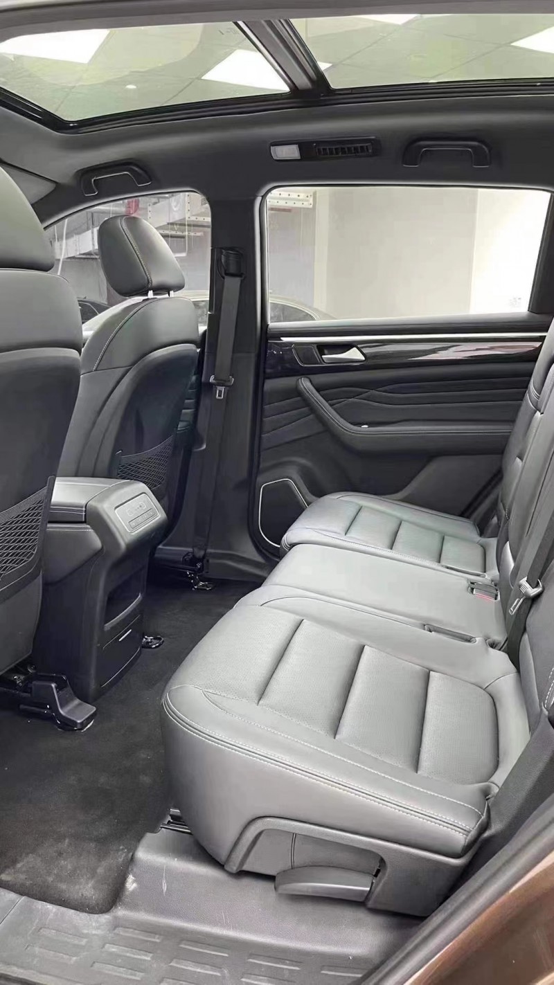 成都21年东风风光6