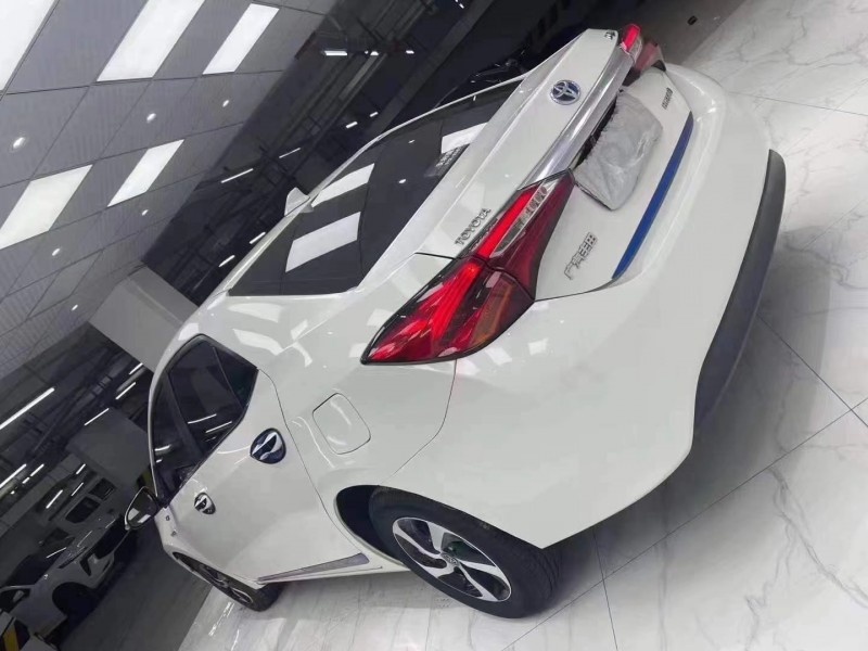 成都18年丰田雷凌4