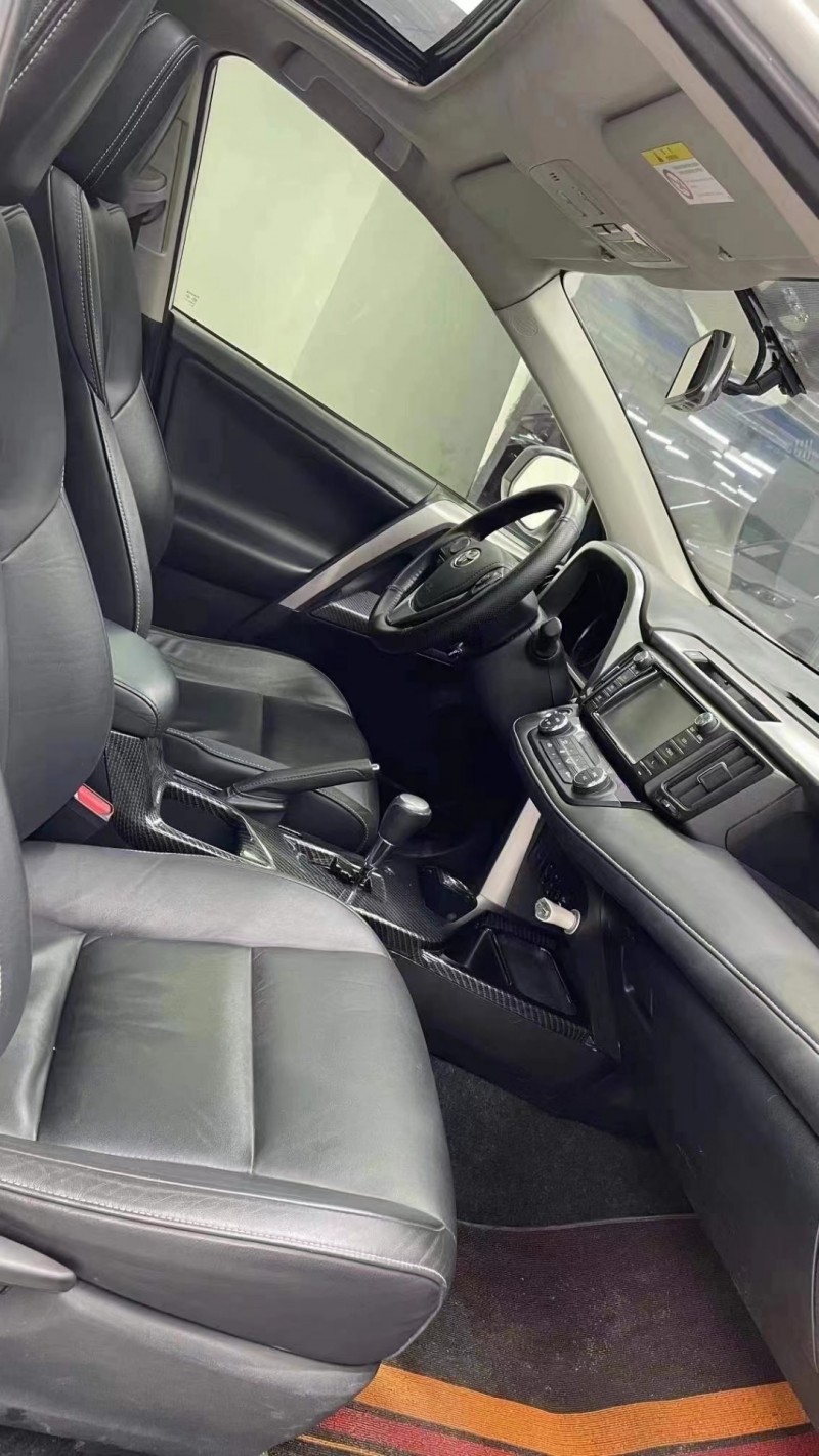 成都16年丰田RAV48