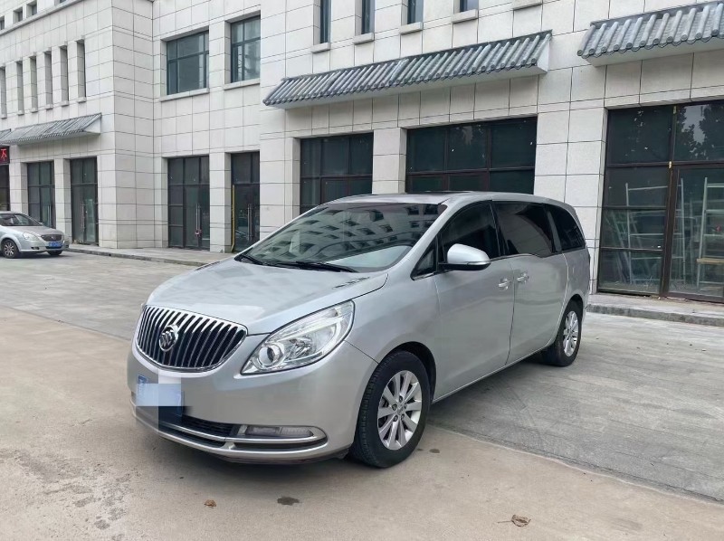 青岛12年别克GL86