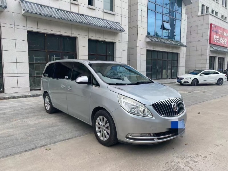 青岛12年别克GL85