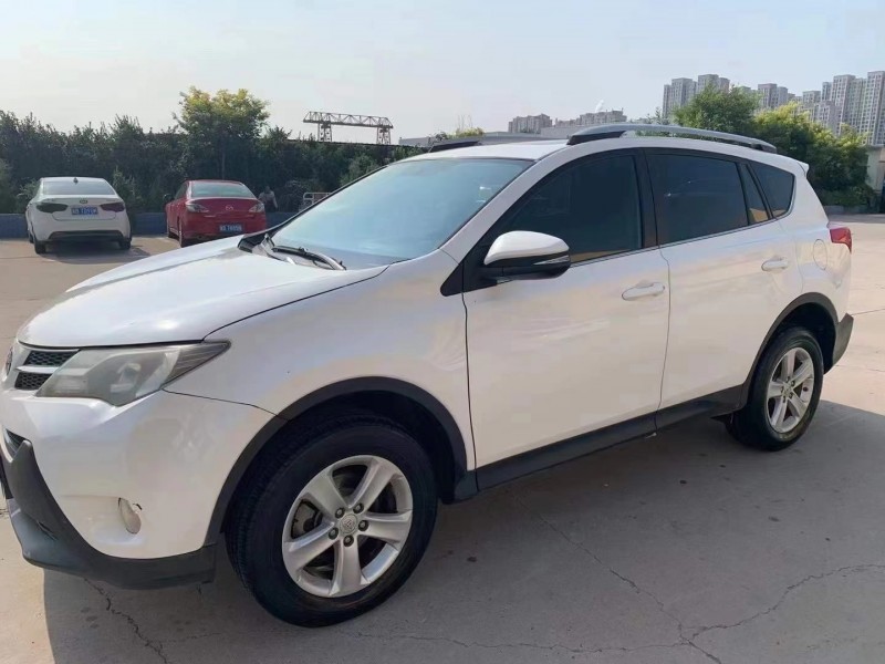 唐山14年豐田RAV4榮放2