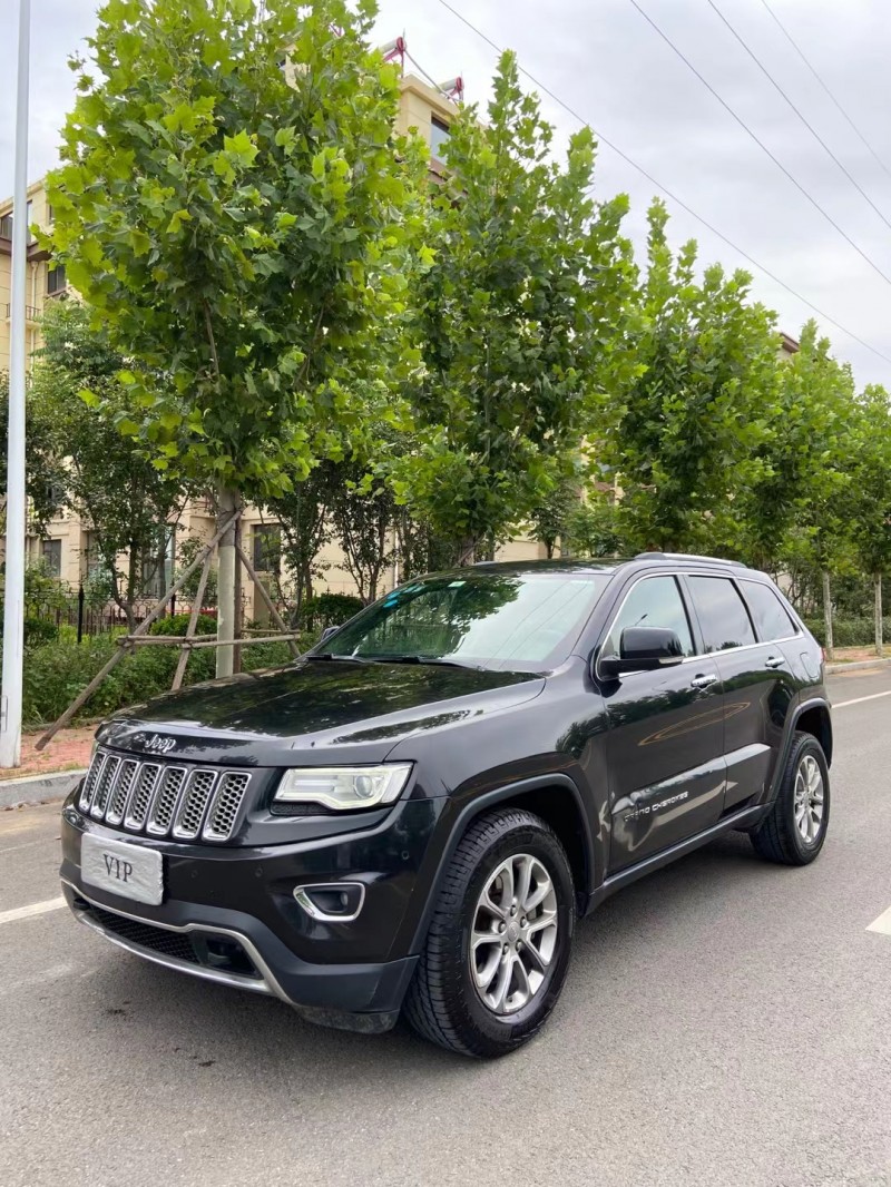 青島15年Jeep大切諾基2