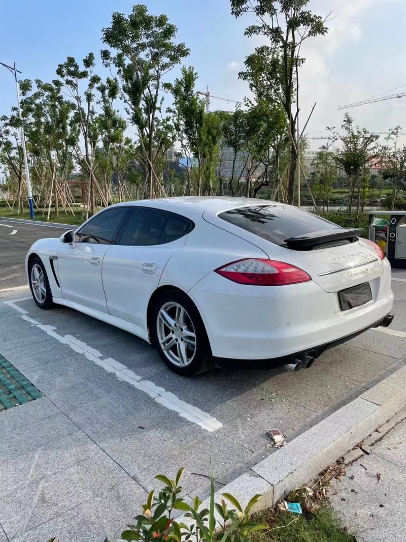 徐州11年保时捷帕拉梅拉7