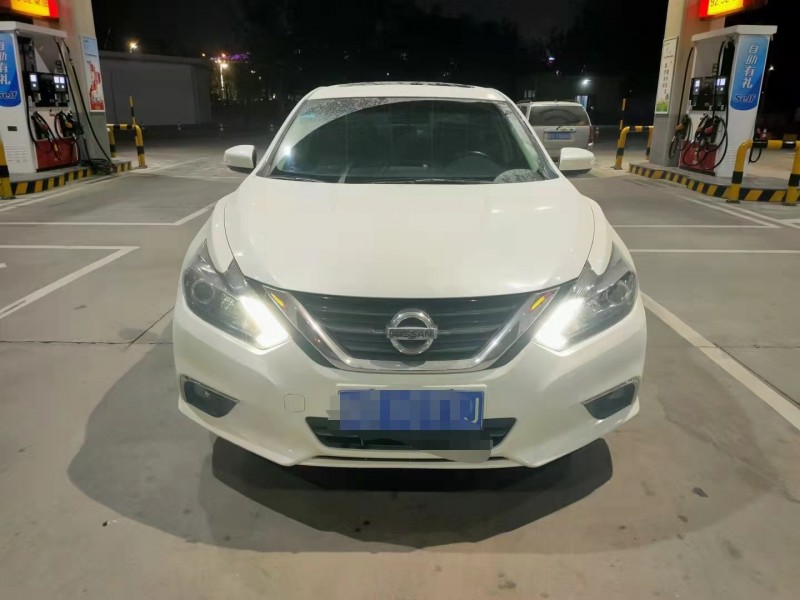 西安17年日產天籟1