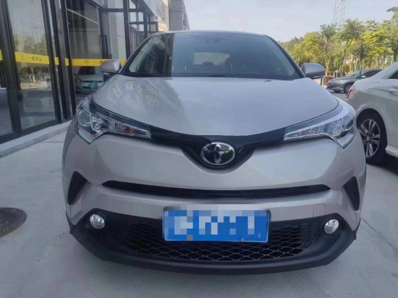 武汉21年丰田CHR1